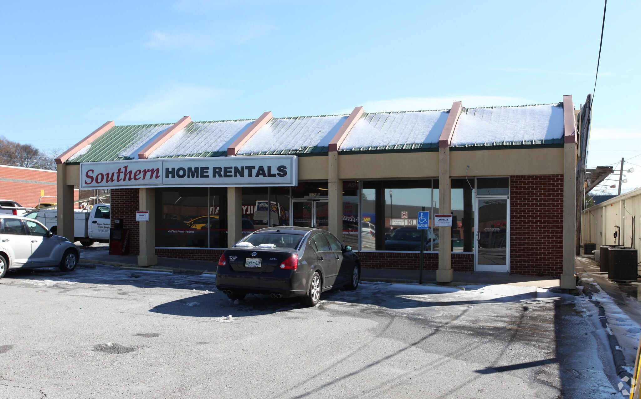 1174 West Ave, Conyers, GA for sale Primary Photo- Image 1 of 1