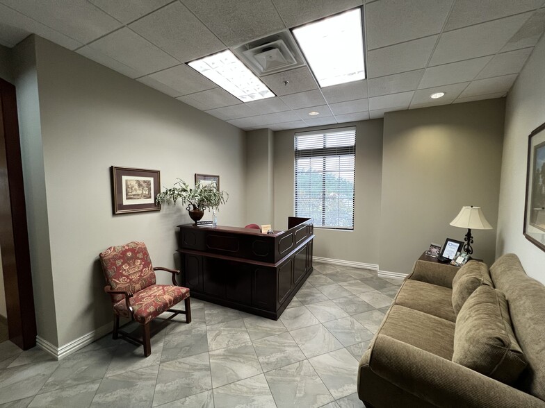 735 Plaza Blvd, Coppell, TX for lease - Interior Photo - Image 3 of 9