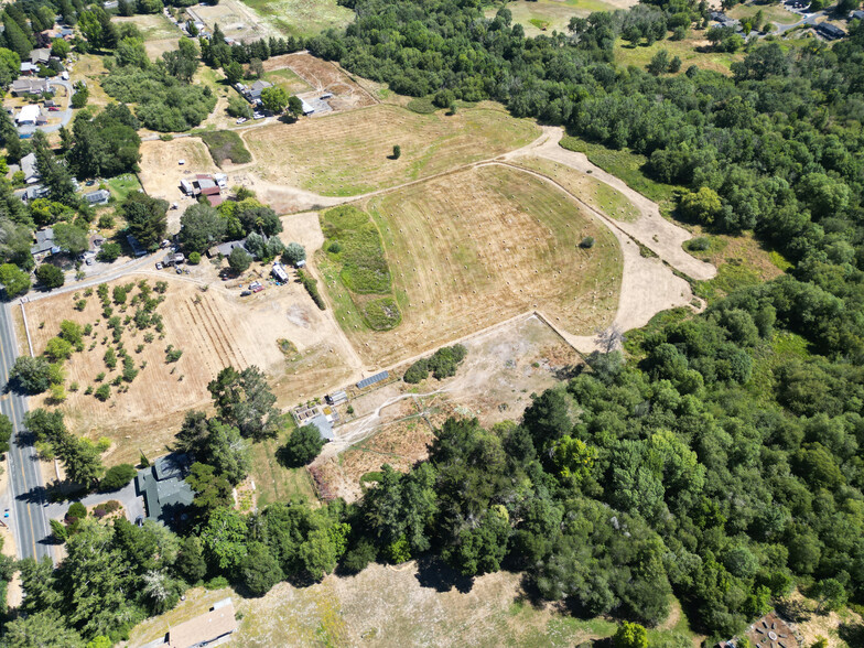 301 Watertrough Rd, Sebastopol, CA for sale - Building Photo - Image 3 of 38