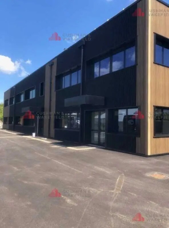 Office in Châtillon-le-Duc for lease Building Photo- Image 1 of 4