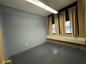 143-147 Essex St, Haverhill, MA for lease Interior Photo- Image 2 of 4