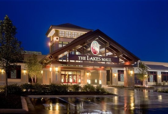 5500-5690 S Harvey St, Muskegon, MI for lease Building Photo- Image 1 of 52