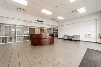 224 JB Hunt Corporate Dr, Lowell, AR for lease Building Photo- Image 2 of 5