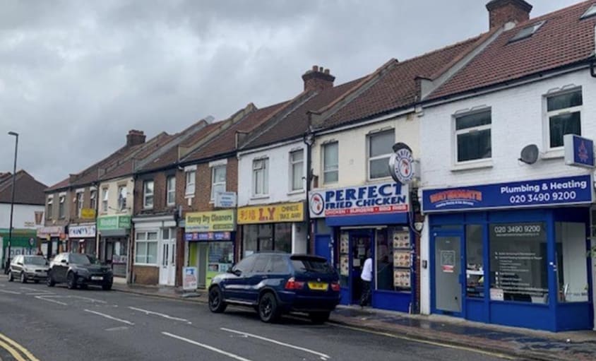 Woodside Green, London for sale Primary Photo- Image 1 of 1