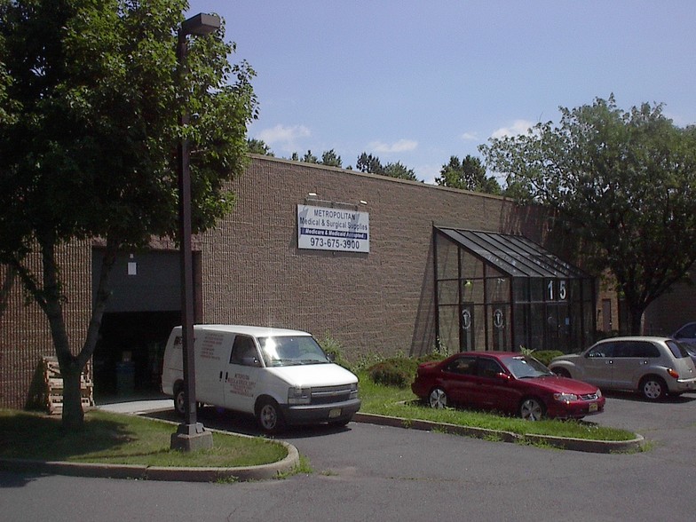 50 S Center St, Orange, NJ for lease - Building Photo - Image 3 of 6