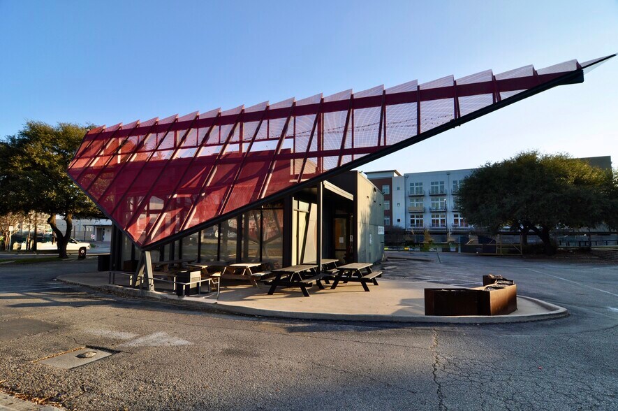 2129 E 7th St, Austin, TX for sale - Building Photo - Image 3 of 13