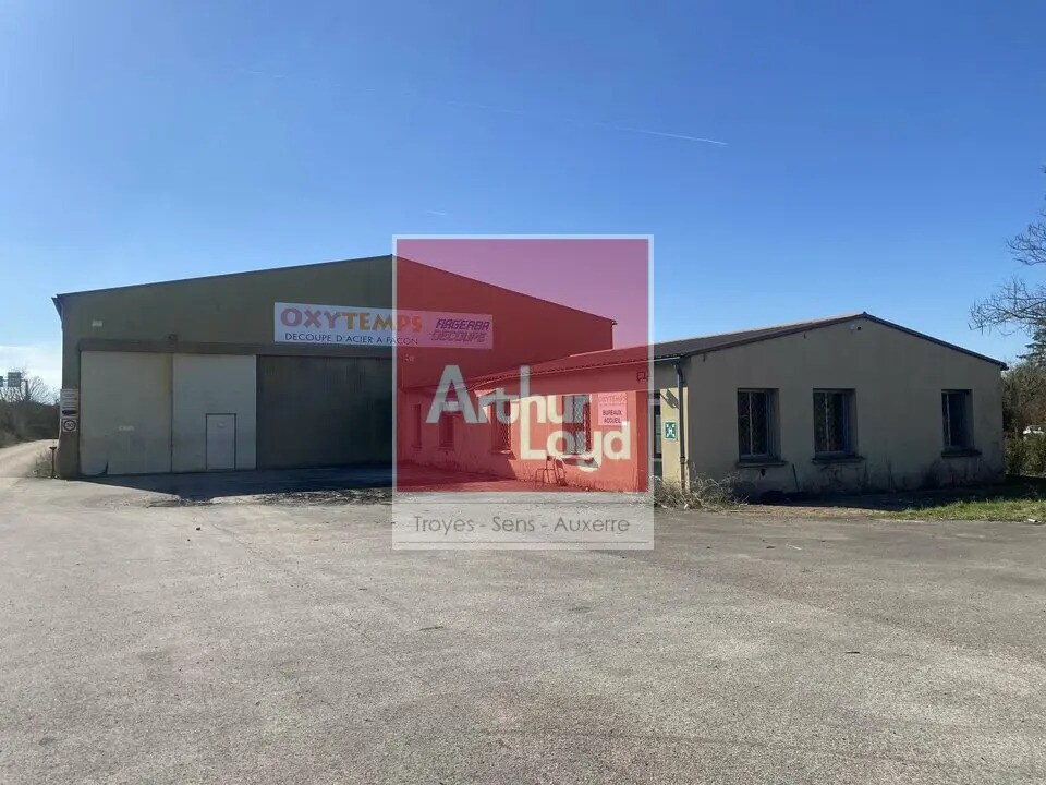 Industrial in Barberey-Saint-Sulpice for sale Primary Photo- Image 1 of 1