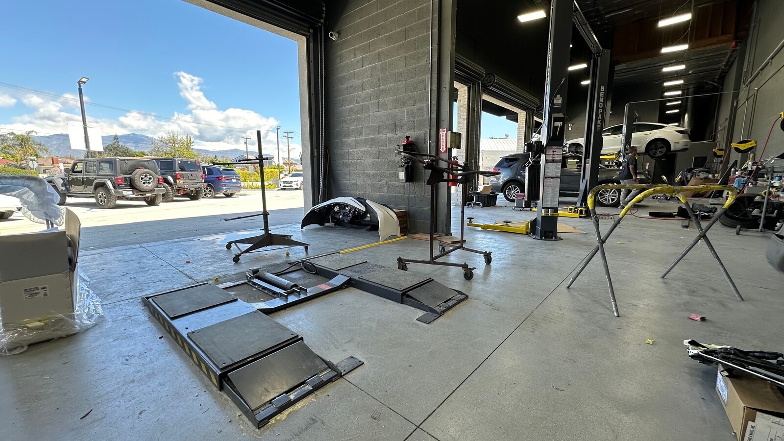 9350 Lower Azusa Rd, Temple City, CA 91780 Joe's Auto Body Shop