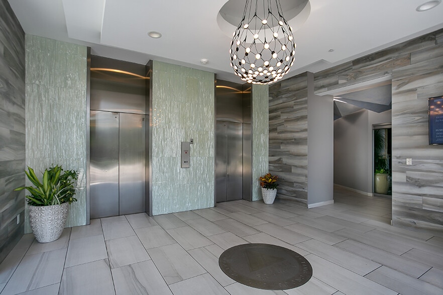 1000 Riverside Ave, Jacksonville, FL for lease - Interior Photo - Image 3 of 5