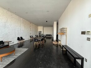 1837 W Fulton St, Chicago, IL for lease Interior Photo- Image 1 of 10