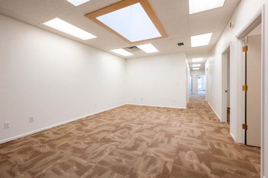 237 E Main St, Bozeman, MT for lease - Interior Photo - Image 3 of 33