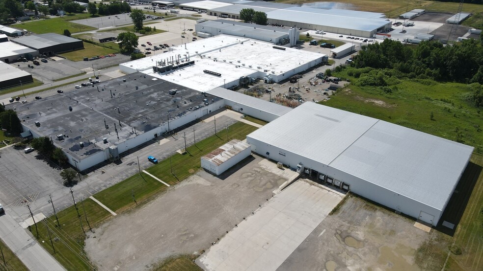 555 Linfoot St, Wauseon, OH for lease - Building Photo - Image 1 of 21