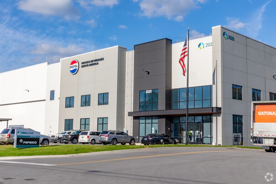 2020 Midway Ln, Smyrna, TN for sale - Primary Photo - Image 1 of 1