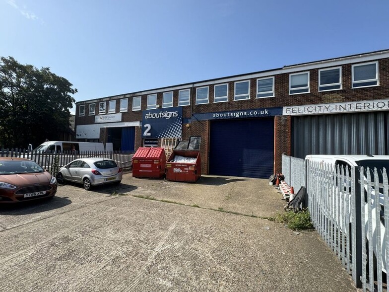 Browells Ln, Feltham for lease - Building Photo - Image 1 of 2