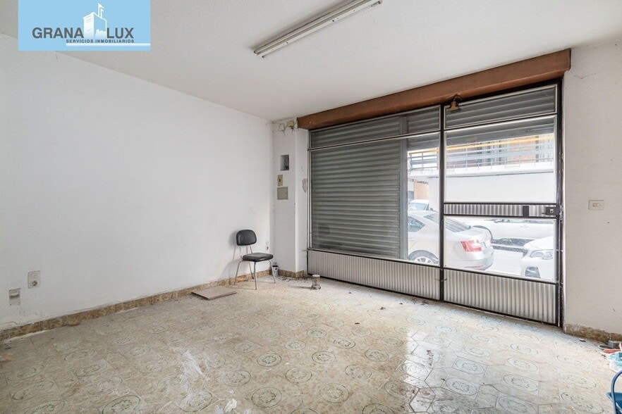 Retail in Granada, Granada for sale - Interior Photo - Image 3 of 12