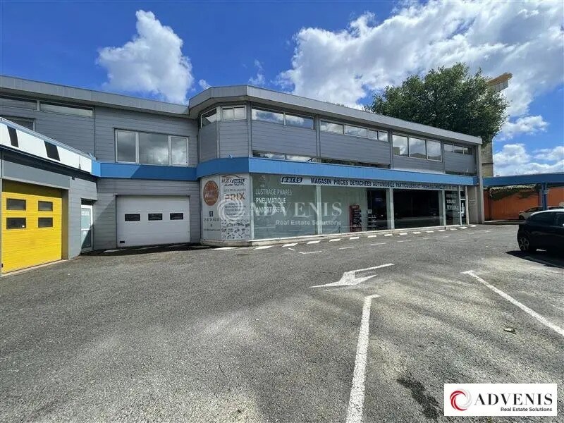 Flex in Bordeaux for lease Building Photo- Image 1 of 8