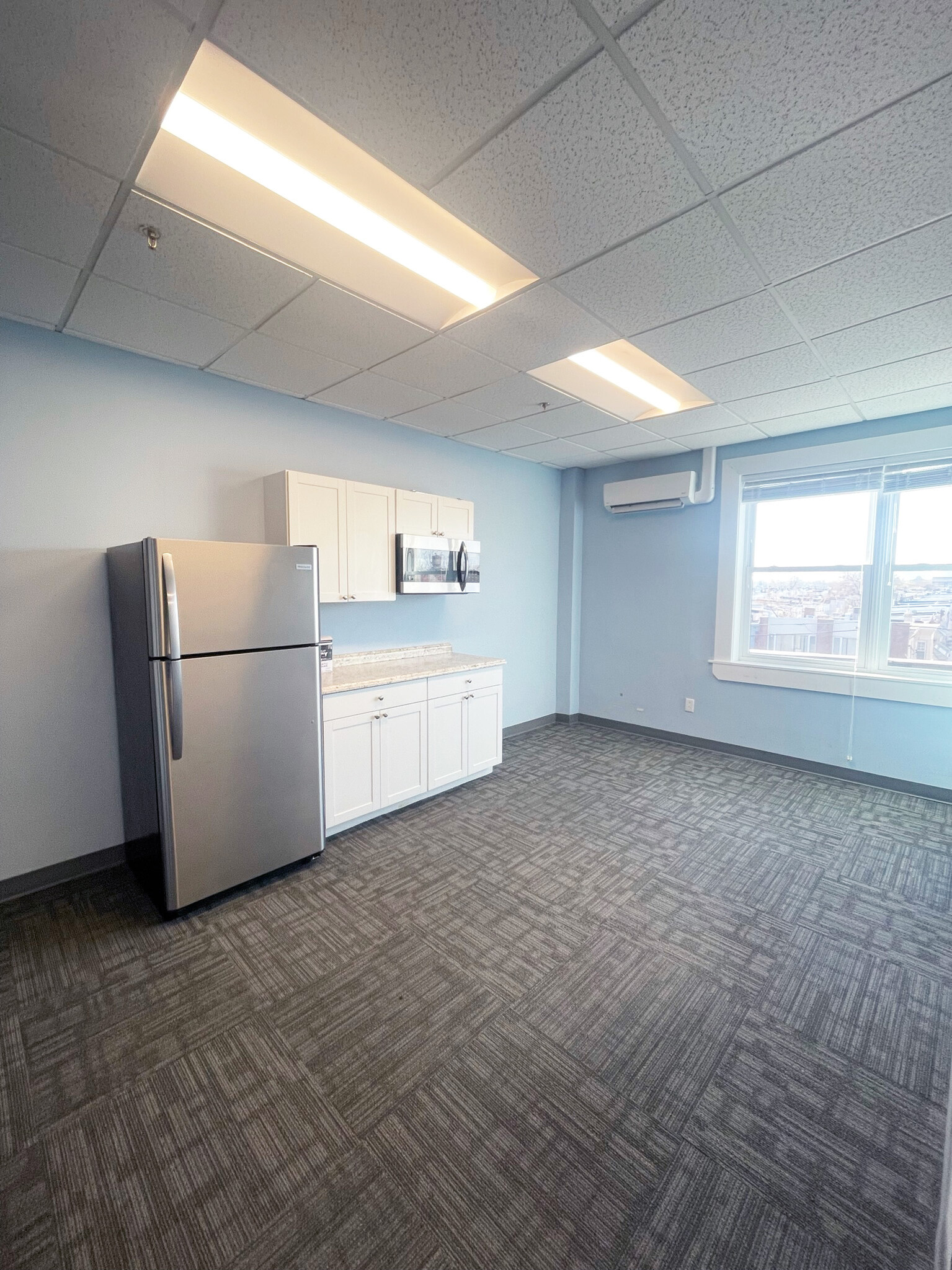 2301 E Allegheny Ave, Philadelphia, PA for lease Interior Photo- Image 1 of 2