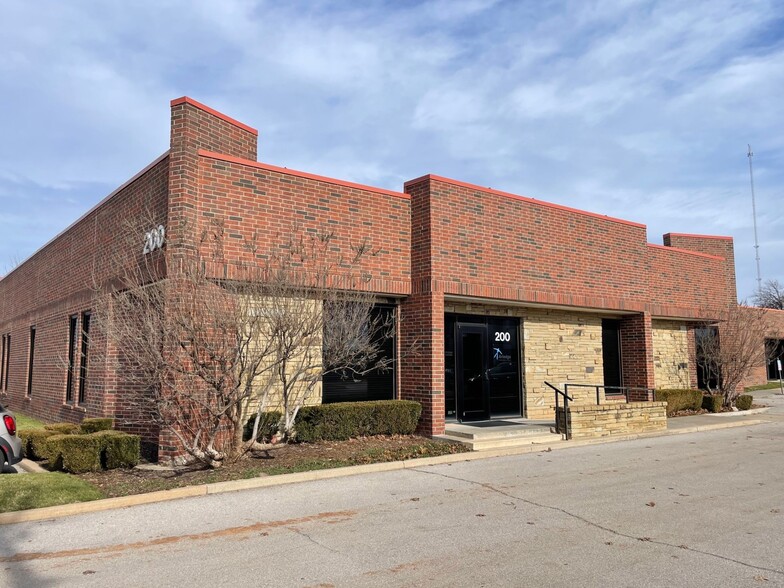 7100 N Classen Blvd, Oklahoma City, OK for sale - Building Photo - Image 1 of 9