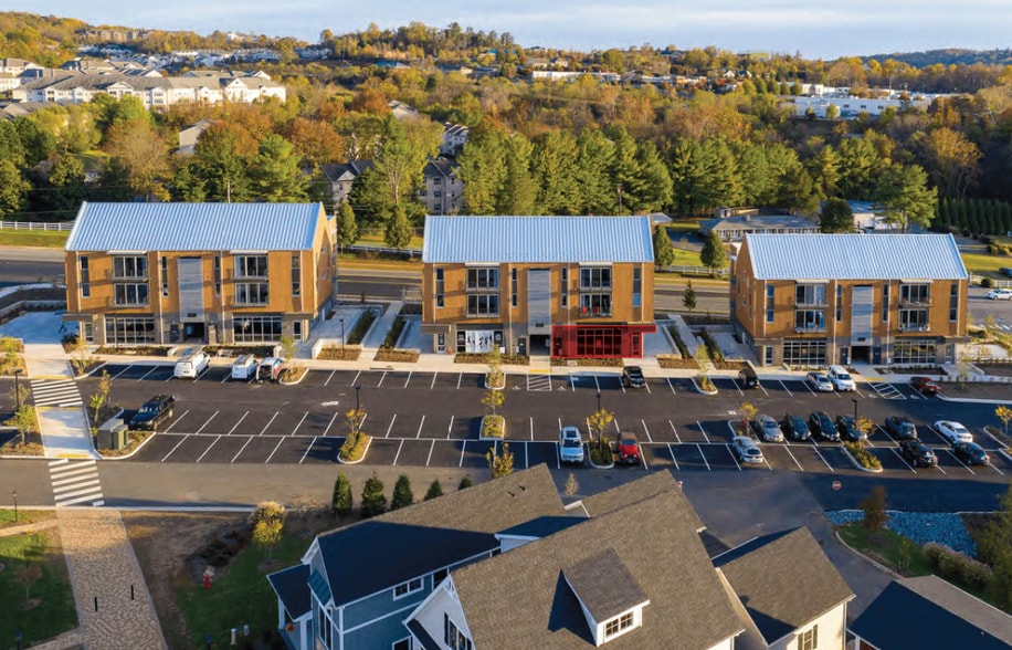 610-620 Riverside Shops Way, Charlottesville, VA for lease - Building Photo - Image 1 of 11