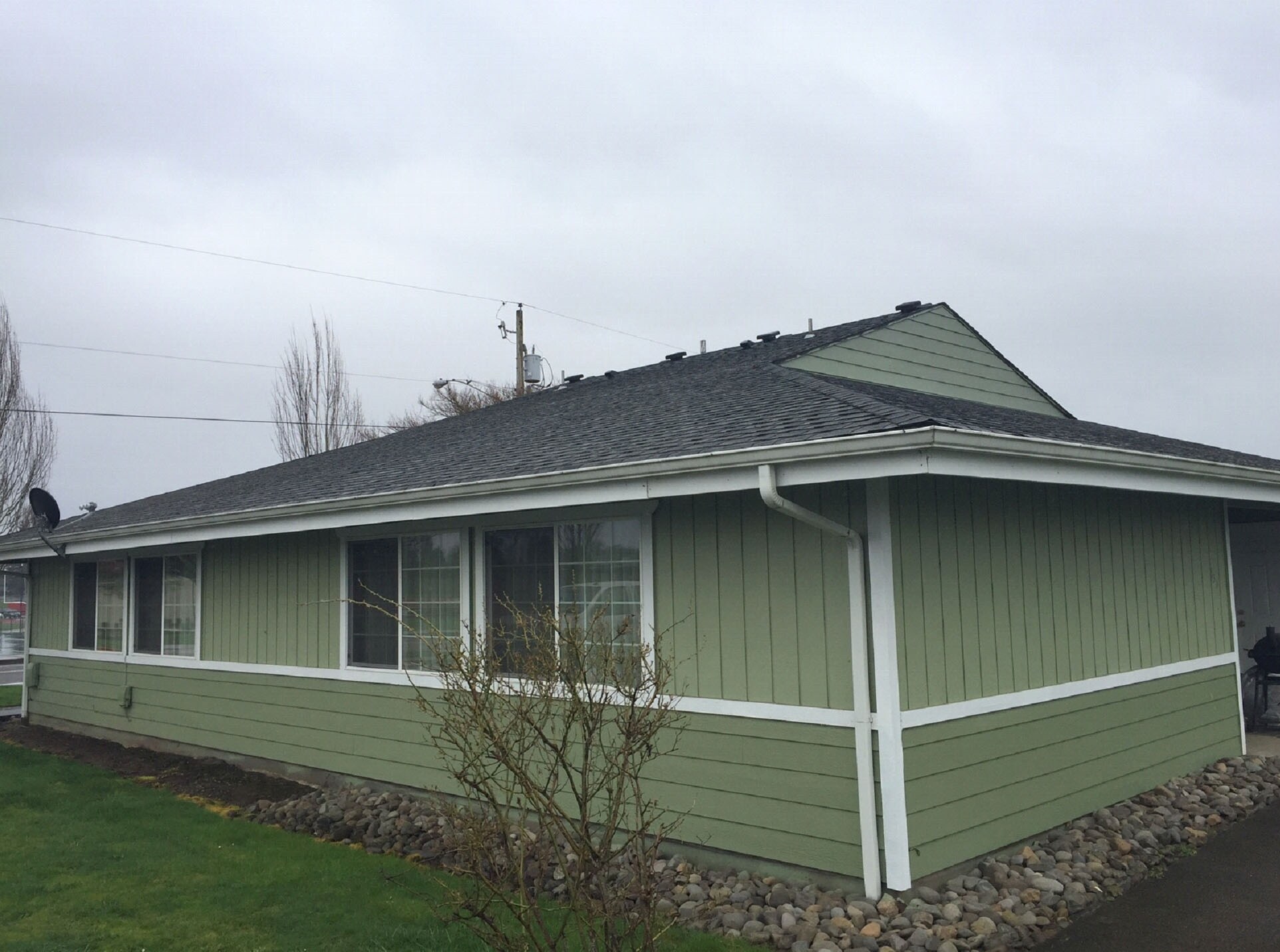 120-134 S 16th St, Independence, OR for sale Primary Photo- Image 1 of 1