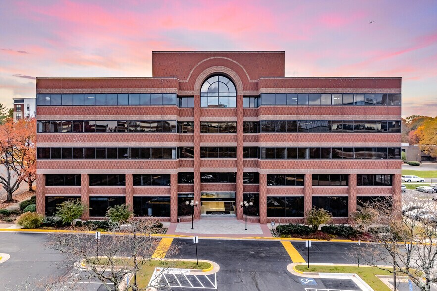 11490 Commerce Park Dr, Reston, VA 20191 Commerce Metro Center II