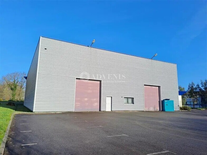 Flex in Sainte-Luce-sur-Loire for lease - Building Photo - Image 3 of 9