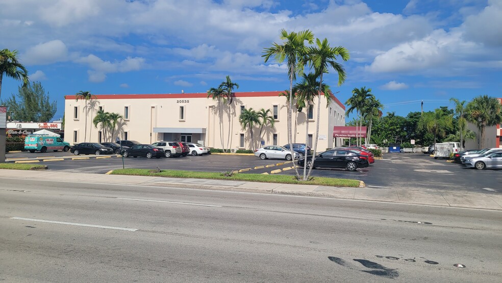 20535 NW 2nd Ave, Miami, FL for lease - Building Photo - Image 2 of 5