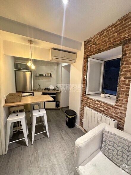 Multifamily in Madrid, Madrid for sale - Interior Photo - Image 1 of 1