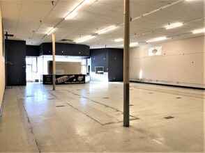7600-7658 Brooklyn Blvd, Brooklyn Park, MN for lease Interior Photo- Image 2 of 4