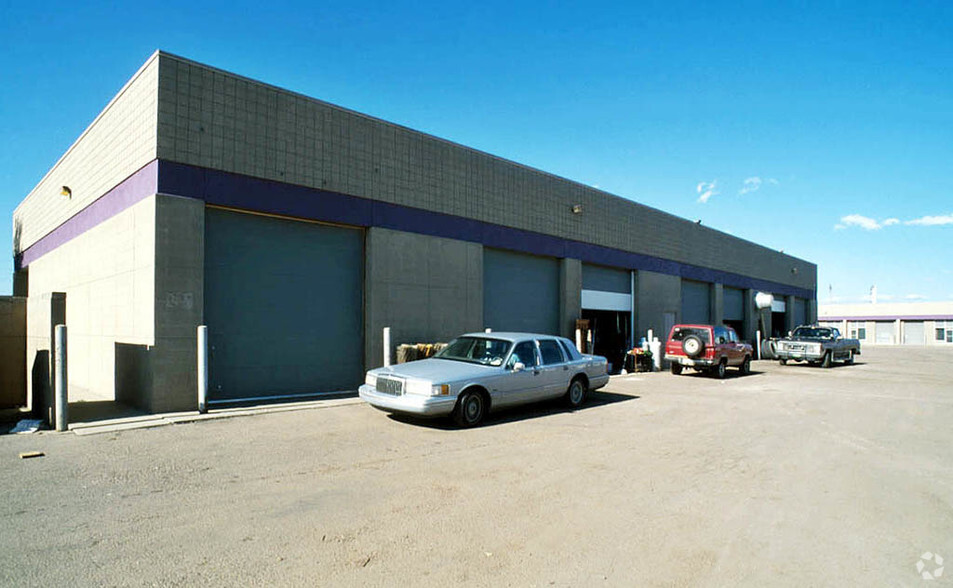 3975 E 56th Ave, Commerce City, CO for lease - Building Photo - Image 2 of 19