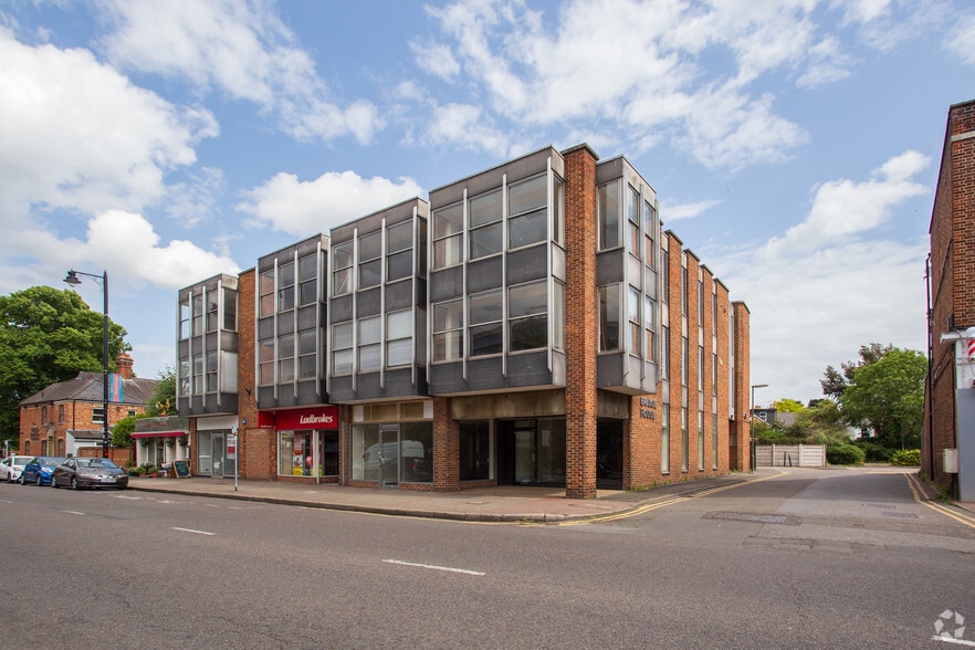 41-45 High St, Weybridge for sale - Primary Photo - Image 1 of 1