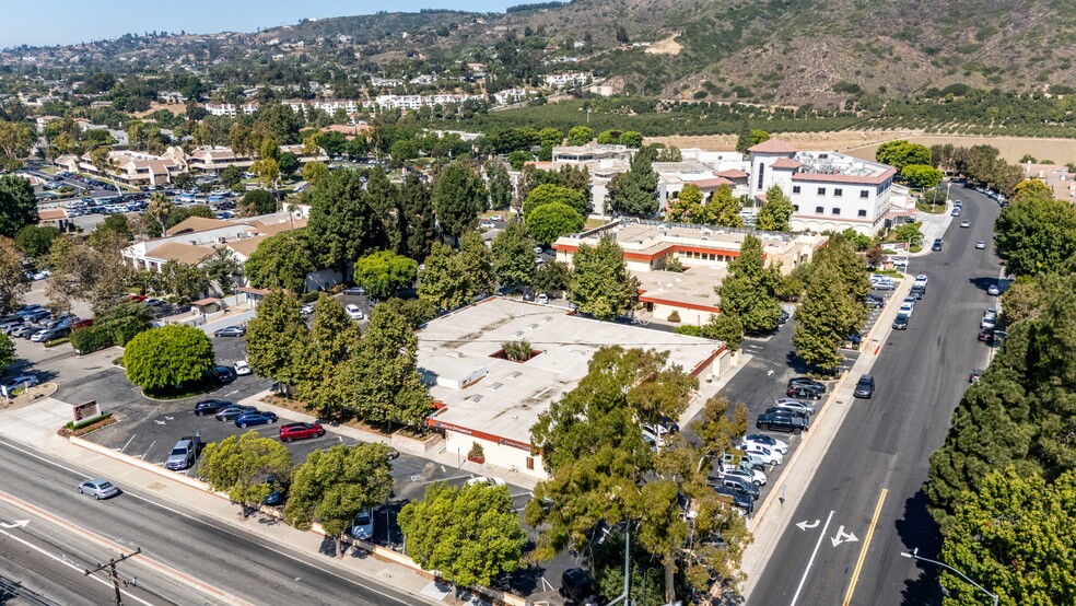 3901 Las Posas Rd, Camarillo, CA for sale - Building Photo - Image 3 of 8