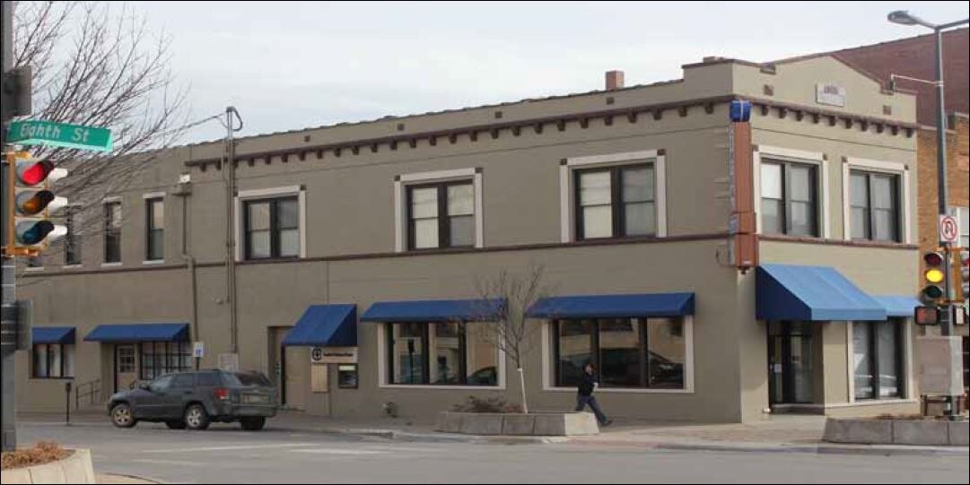 800 Massachusetts St, Lawrence, KS for sale Building Photo- Image 1 of 1