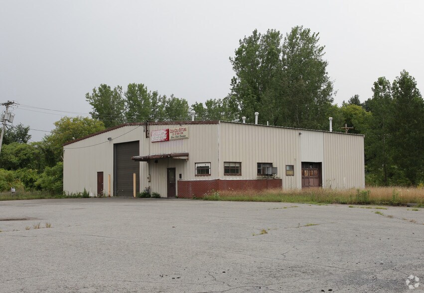 4 Reed St, Glens Falls, NY for sale - Primary Photo - Image 1 of 1