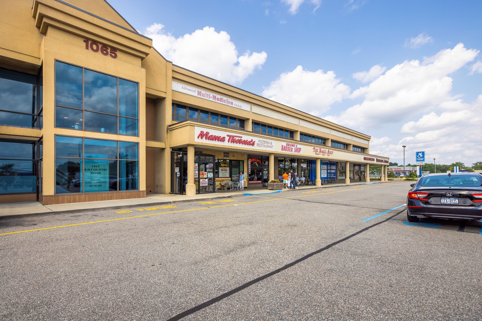 1065 Old Country Rd Westbury Ny 11590 Retail For Lease Loopnet