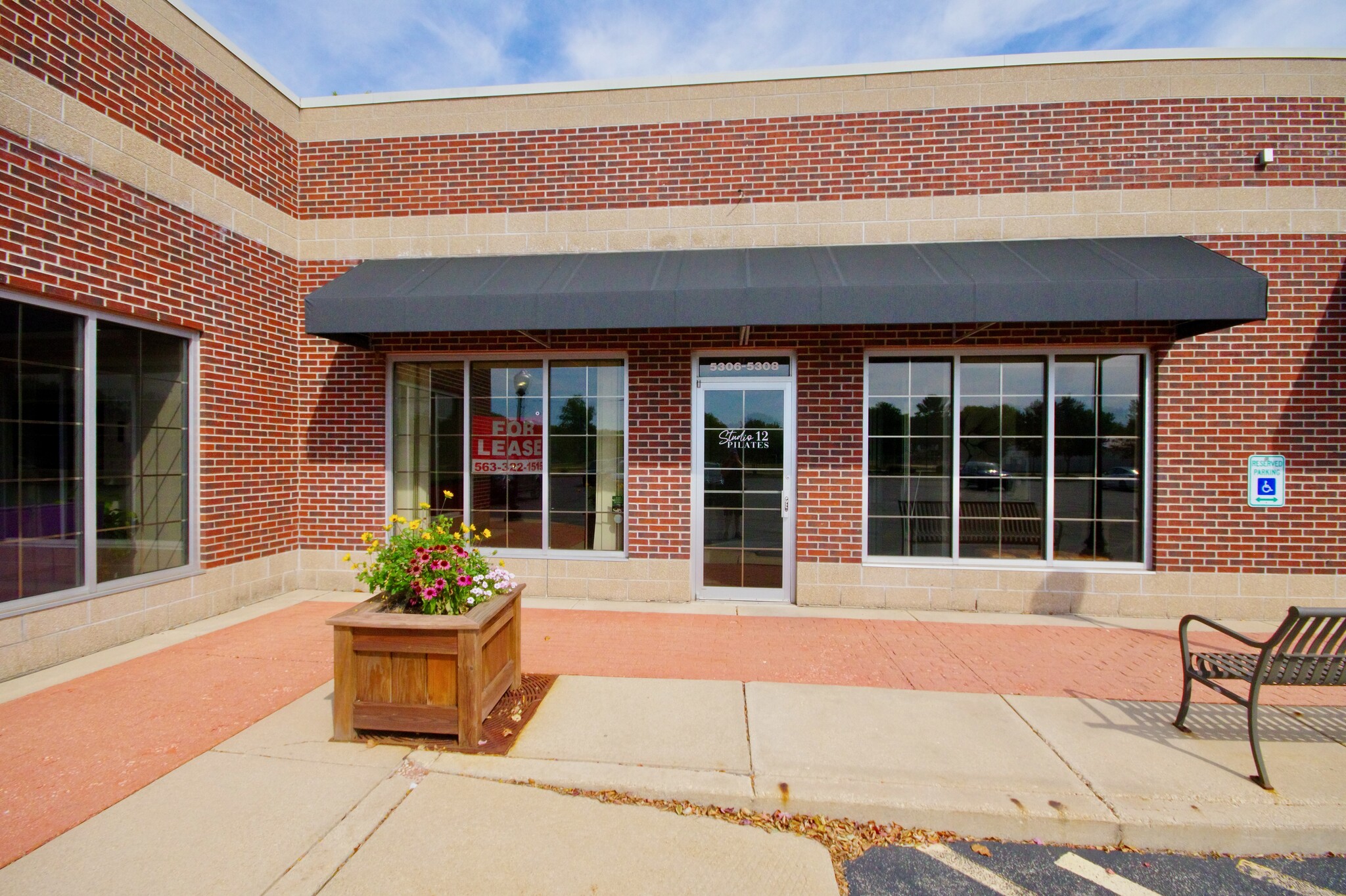 5300-5426 Williams Dr, Roscoe, IL for lease Building Photo- Image 1 of 8