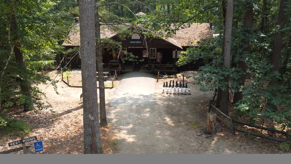 12 W Shore Park Rd, Kingston, NH for sale - Building Photo - Image 3 of 28