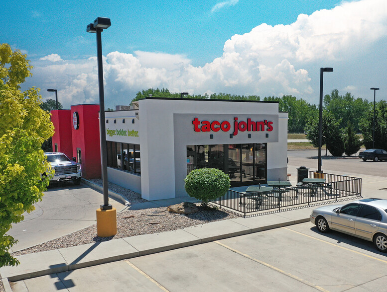 317 W Main St, Sterling, CO for lease - Primary Photo - Image 1 of 2