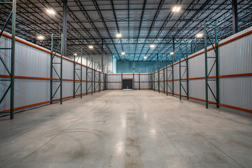 ReadySpaces Round Rock - Warehouse