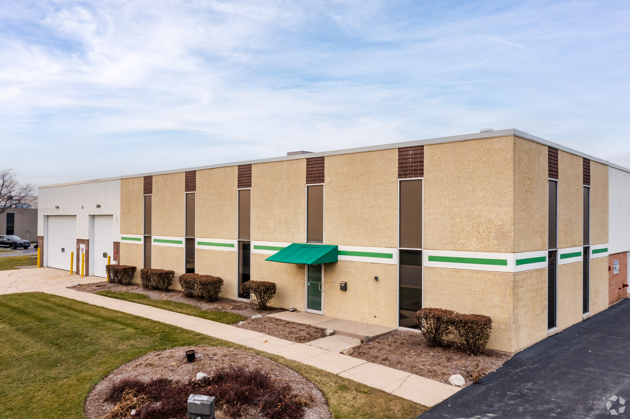 1300 Touhy Ave, Elk Grove Village, IL for lease Building Photo- Image 1 of 6