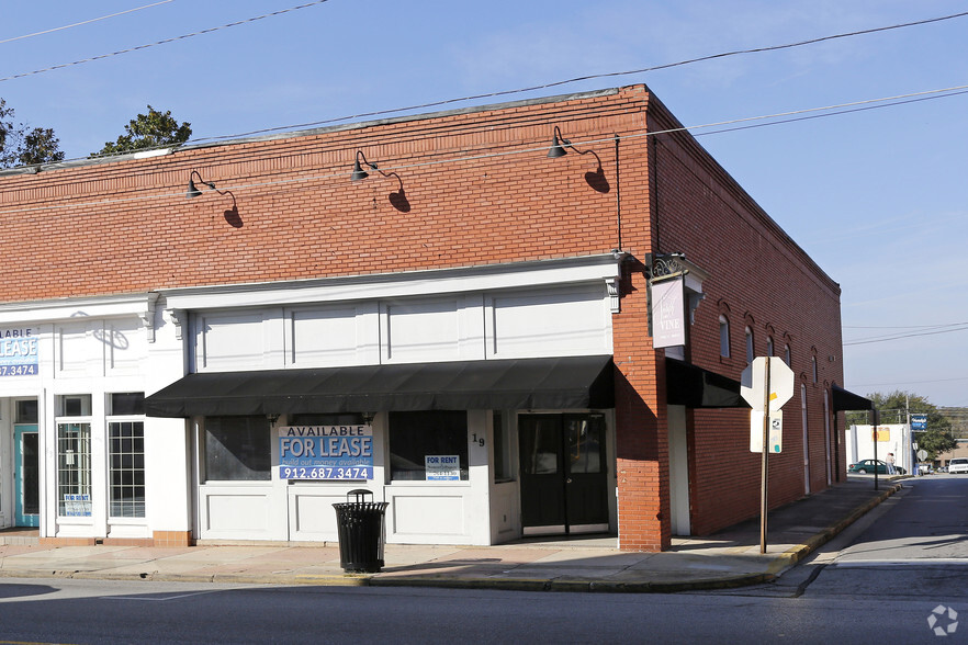 19 S Main St, Statesboro, GA for sale - Primary Photo - Image 1 of 1