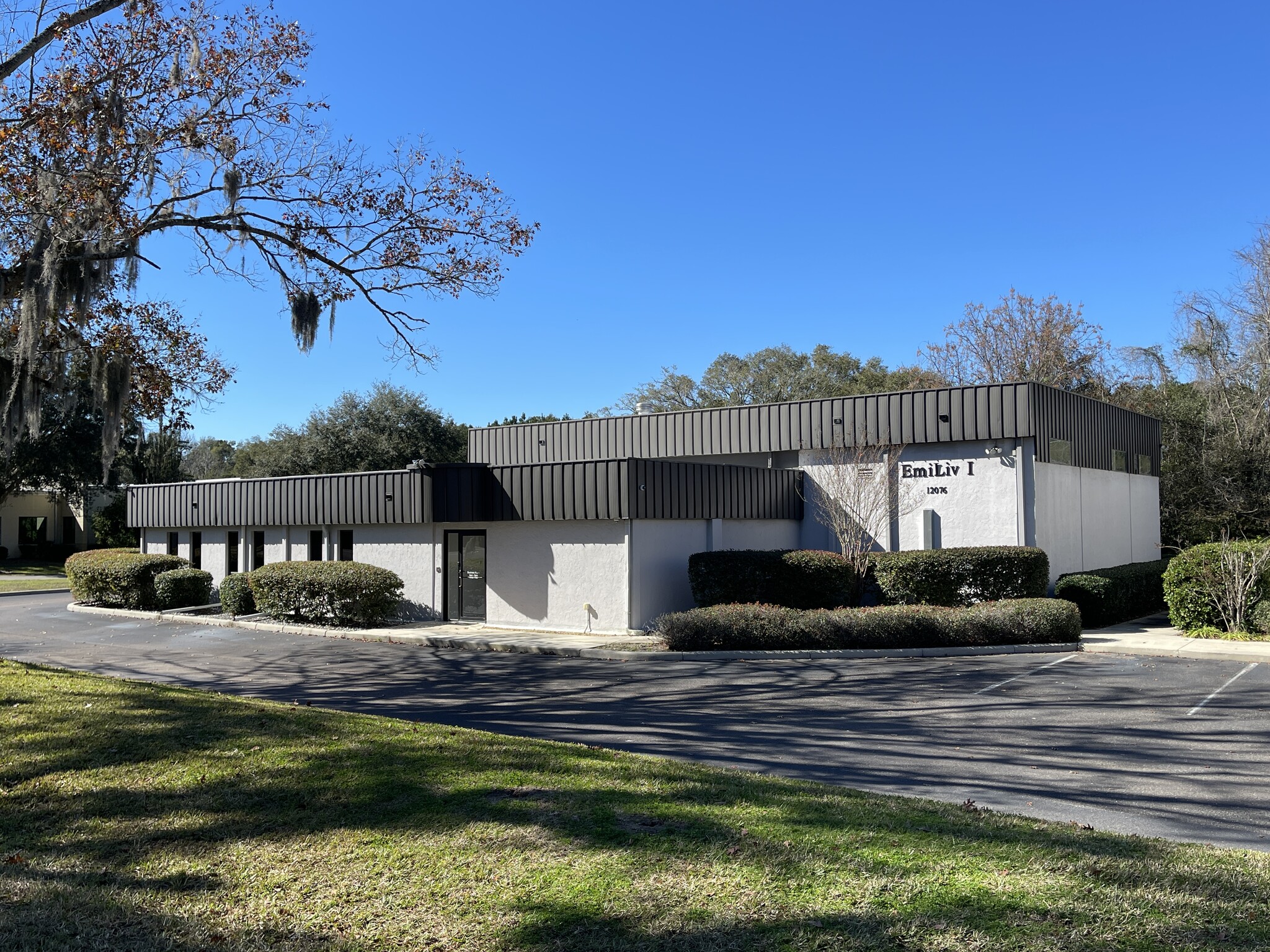 12076 Progress Blvd, Alachua, FL for lease Building Photo- Image 1 of 12