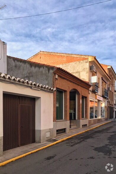 Calle Lino Ramos, 3, La Puebla de Montalbán, Toledo for sale - Primary Photo - Image 1 of 2