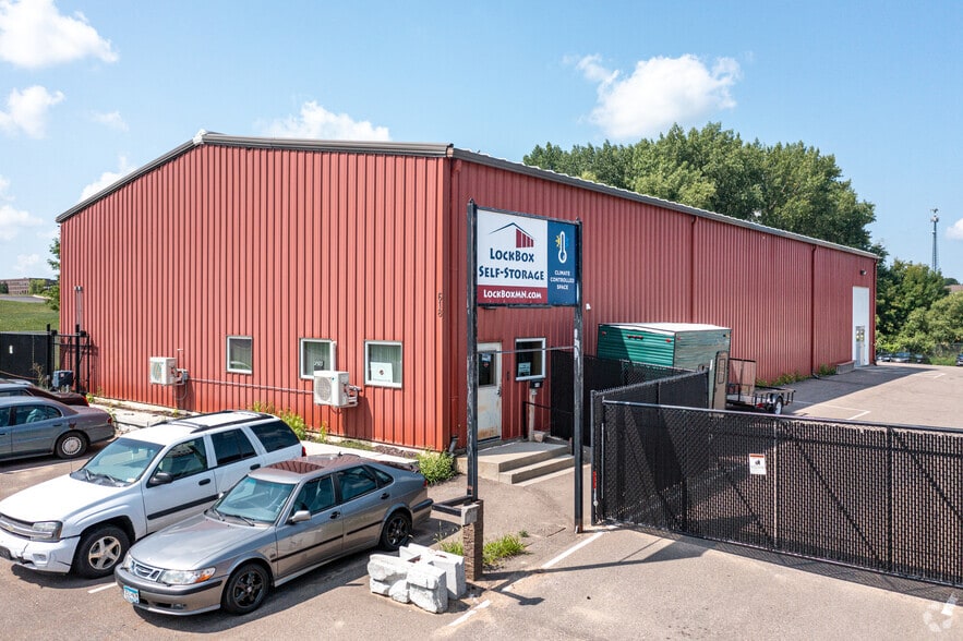 618 Industrial Dr SE, Lonsdale, MN for lease - Building Photo - Image 3 of 5