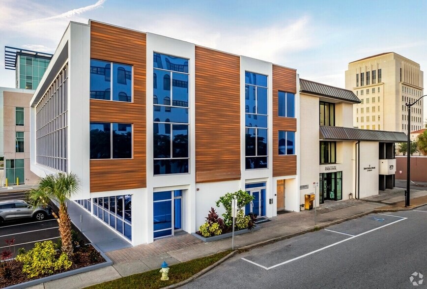 2080 Ringling Blvd, Sarasota, FL for sale - Building Photo - Image 3 of 11