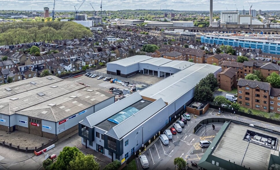 2 Evelyn St, London for lease - Building Photo - Image 3 of 9