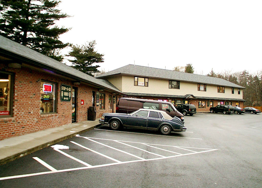 4 Lowell Rd, North Reading, MA for sale Primary Photo- Image 1 of 1