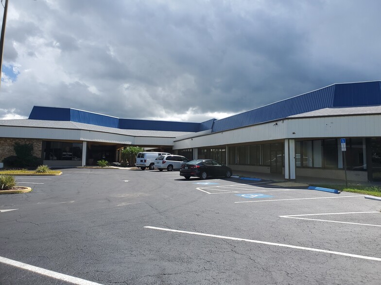 10730 US Hwy 19, Port Richey, FL for sale - Building Photo - Image 1 of 12