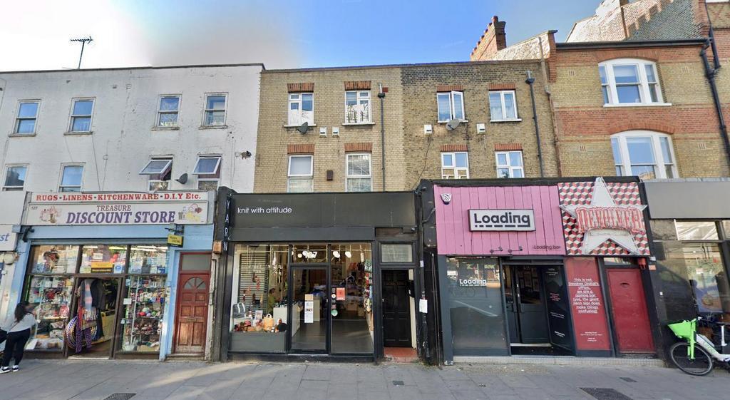 127 Stoke Newington High St, London for lease Building Photo- Image 1 of 8