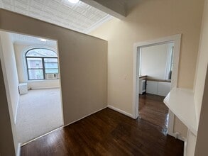 26-40 E Putnam Ave, Greenwich, CT for lease Interior Photo- Image 2 of 3